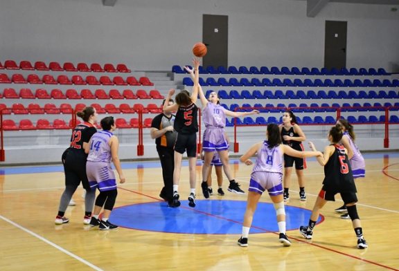 Οι κορασίδες μας πήραν στο Γέρακα το δίποντο απέναντι στην Αγ. Παρασκευή.