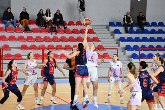 7 στα 7 οι γυναίκες νίκησαν και τον ΕΦΑΟΖ στο Γέρακα και παρέμειναν στην κορυφή.