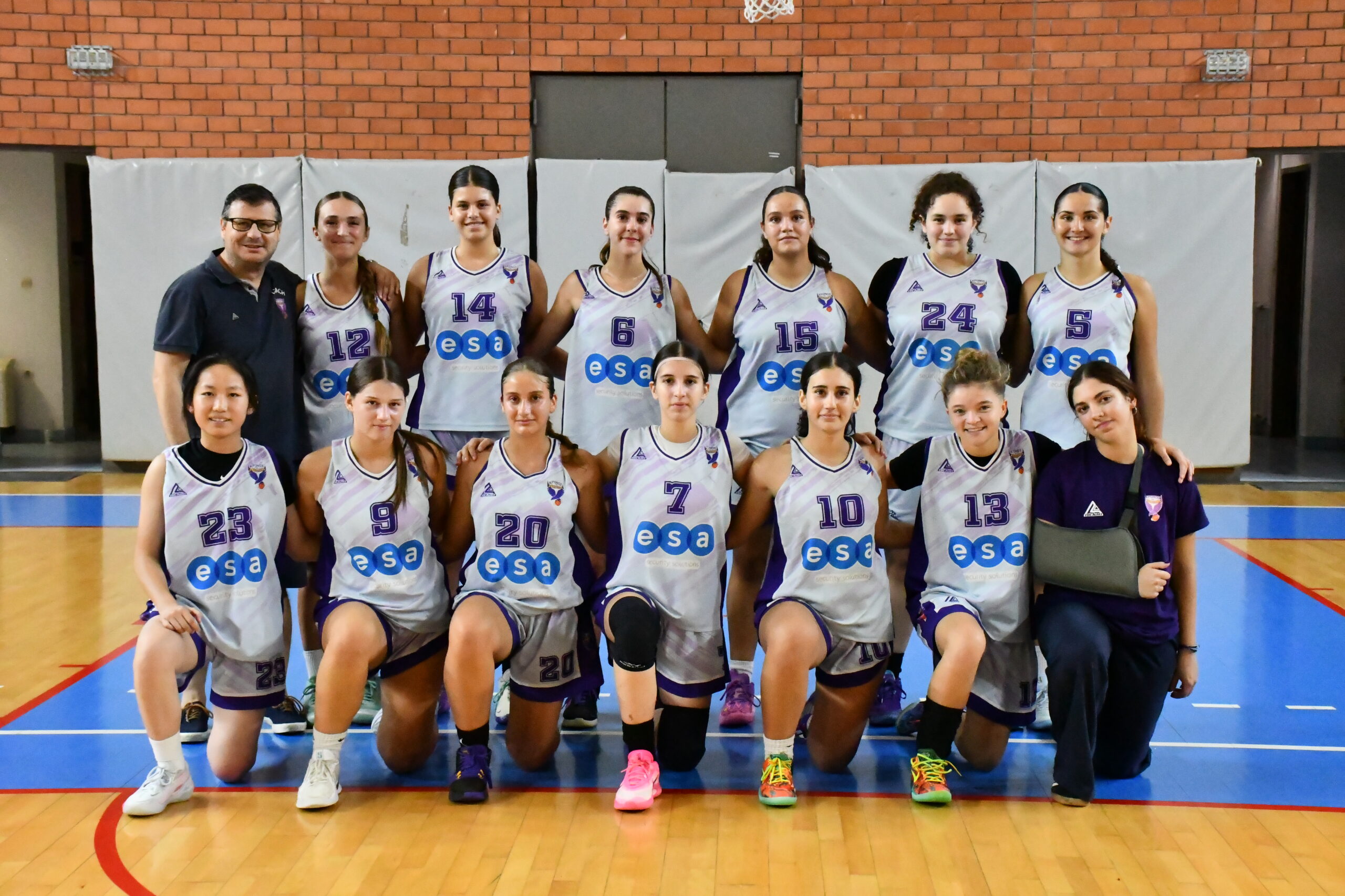 Πολύτιμη νίκη οι μονίμως ελλιπείς νεανίδες επί του Αγ. Ελευθερίου στο Γέρακα.